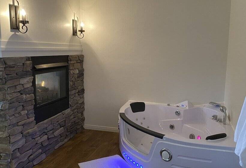 فندق Stone Hollow