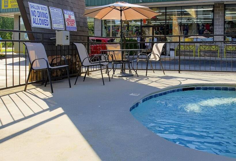 فندق Tennessee Mountain Lodge