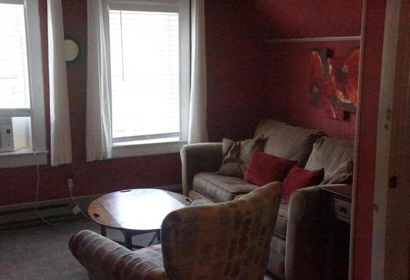 Отель The Frogtown Inn