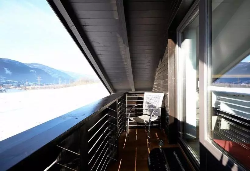ホテル Thurnbach Top Level Apartments