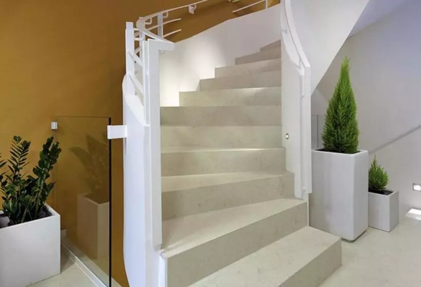 ホテル Thurnbach Top Level Apartments