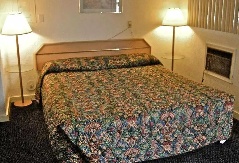 Hub Motel