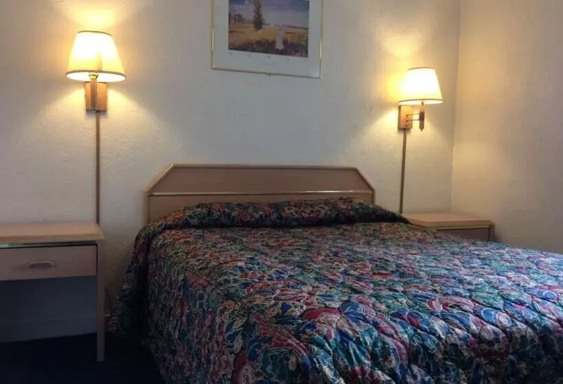 Hub Motel