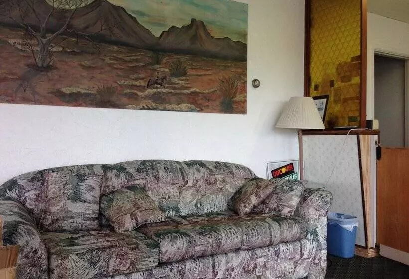 Hub Motel