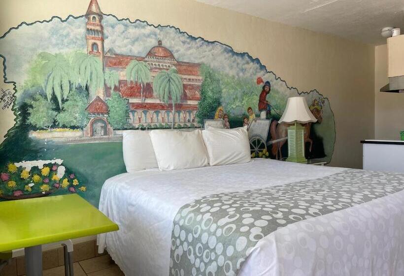 Magic Beach Motel  Vilano Beach, Saint Augustine