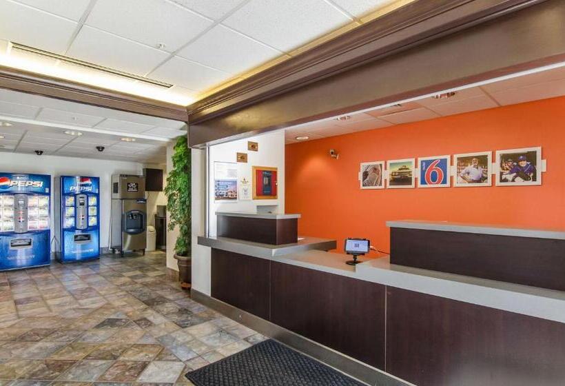 Motel 6 wheatland, Wy