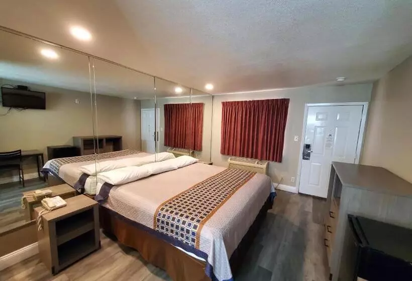 River Inn Motel