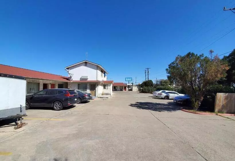 River Inn Motel