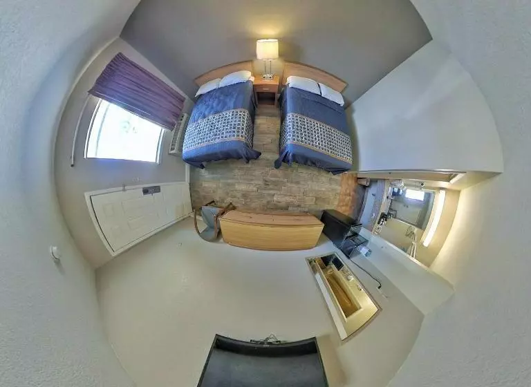 River Inn Motel