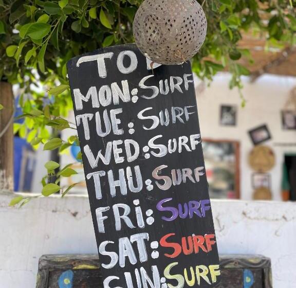 Retkeilymaja Bay Surf Camp