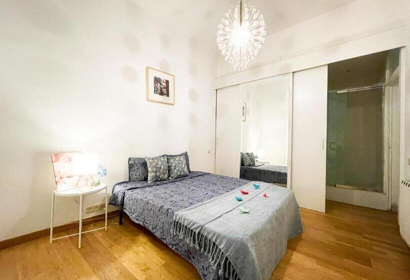 هاستل By Born Rooms