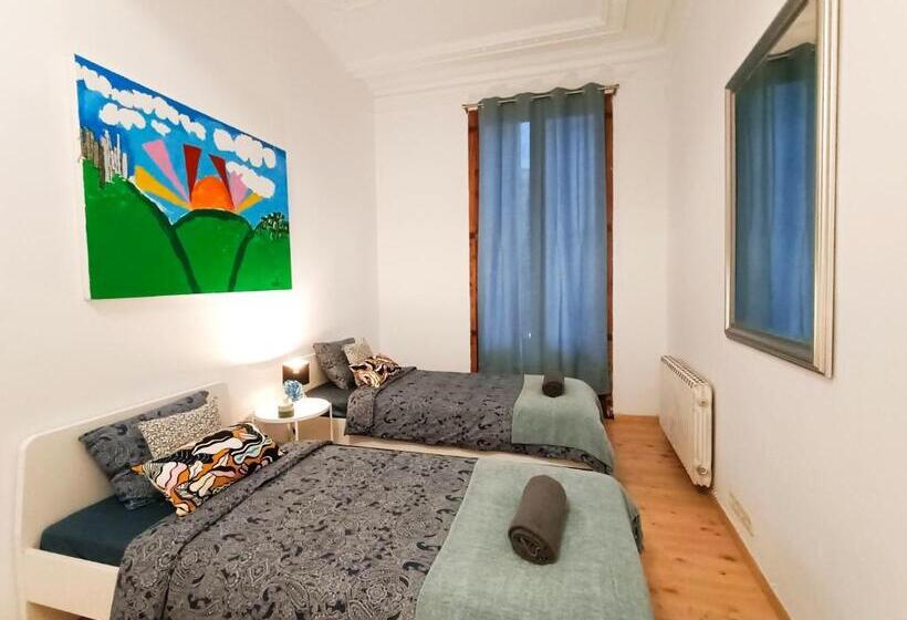 هاستل By Born Rooms