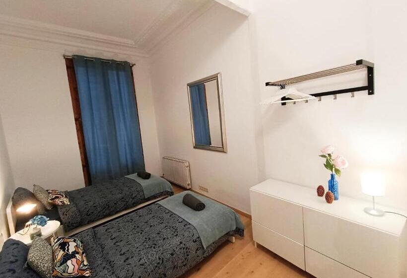 هاستل By Born Rooms