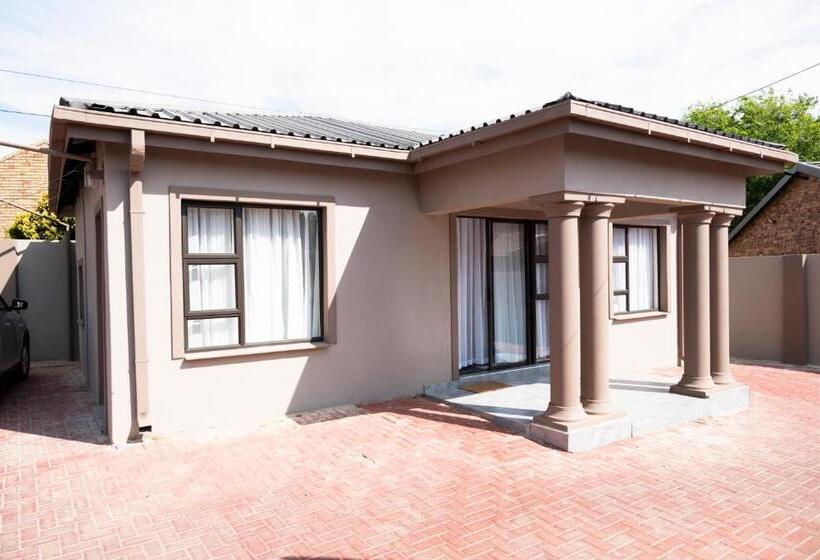 Bed & Breakfast Faces Guesthouse La Provance