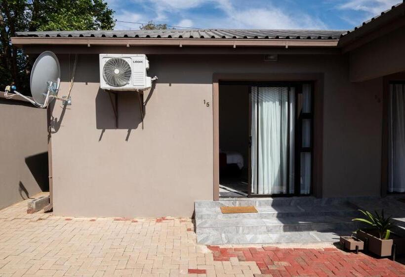 Bed & Breakfast Faces Guesthouse La Provance