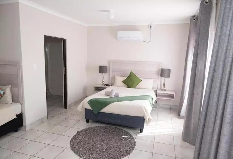 ベッドアンドブレックファースト Faces Guesthouse La Provance