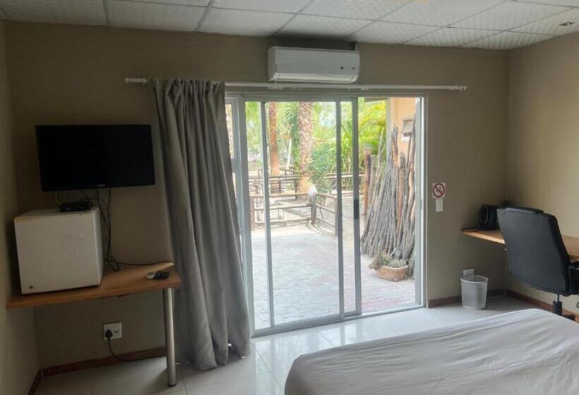 민박 Ondangwa Rest Camp