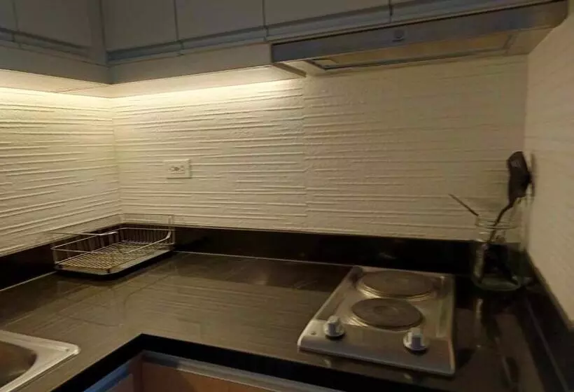 Executive Studio At One Madison Place Iloilo City