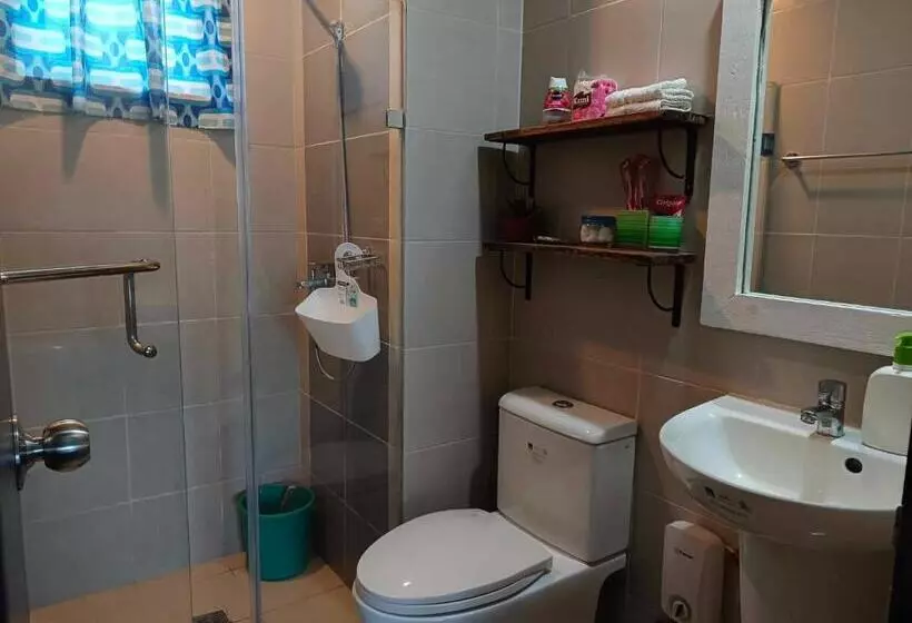 Executive Studio At One Madison Place Iloilo City