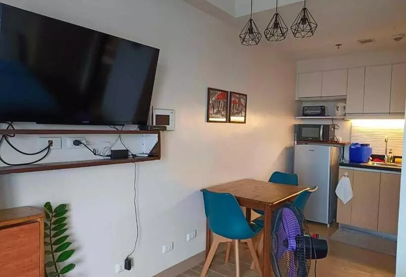Executive Studio At One Madison Place Iloilo City