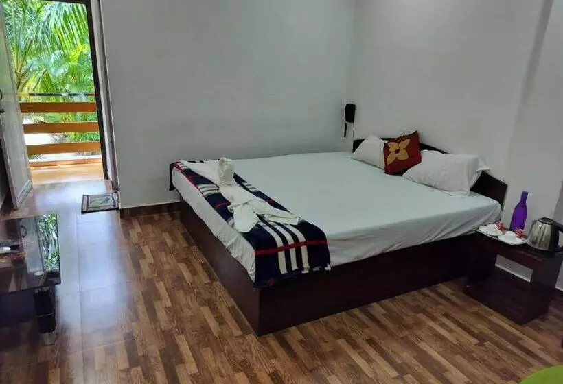 Hotelli Kalapani Nest