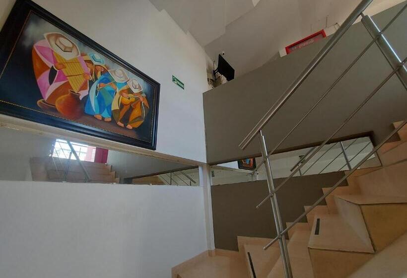 هتل London Con Parqueadero