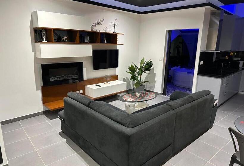 هتل Love Room Borabora 4