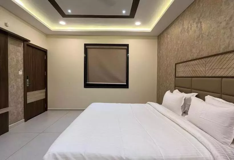 ホテル Samaira Inn