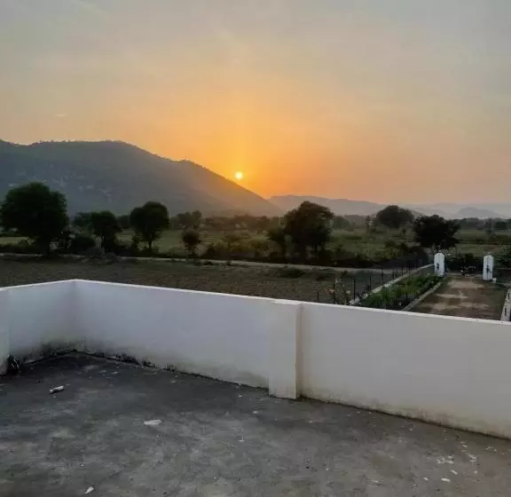 Hotelli Srivan Homestay