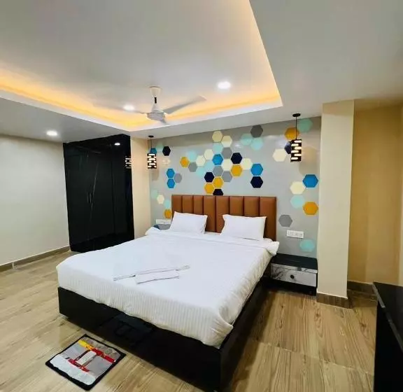 هتل The Odyssey Inn Puri