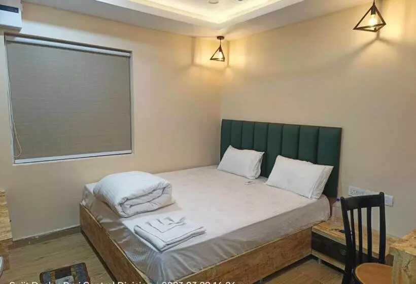 هتل The Odyssey Inn Puri