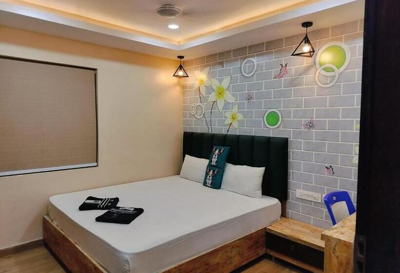 هتل The Odyssey Inn Puri