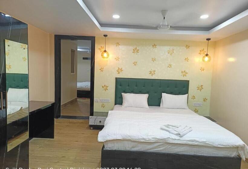 هتل The Odyssey Inn Puri