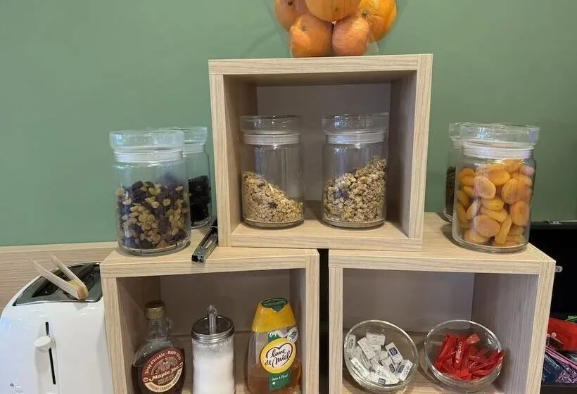 Karaez Hôtel - BritHotel Carhaix