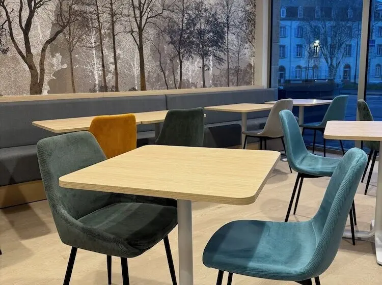 Karaez Hôtel - BritHotel Carhaix