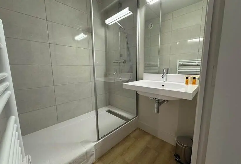 Karaez Hôtel - BritHotel Carhaix