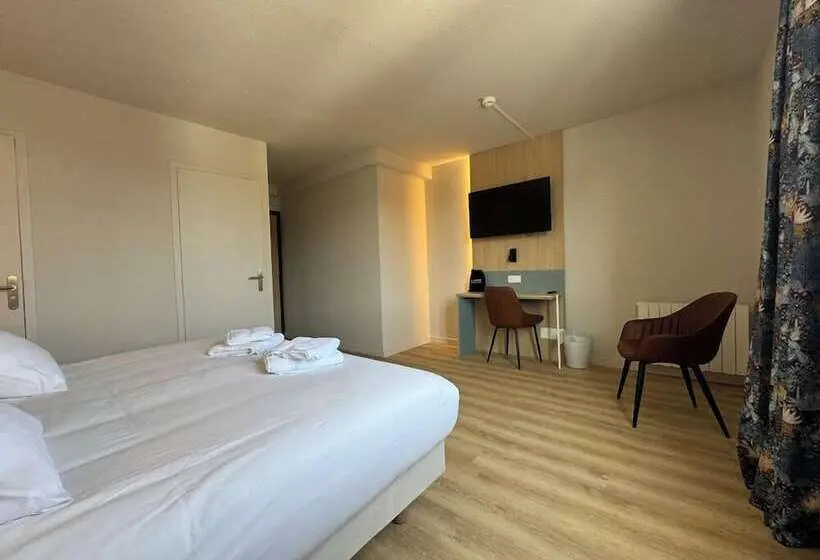 Karaez Hôtel - BritHotel Carhaix