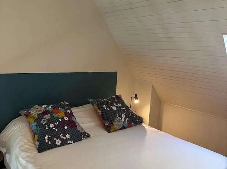 Karaez Hôtel - BritHotel Carhaix