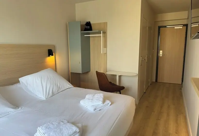 Karaez Hôtel - BritHotel Carhaix