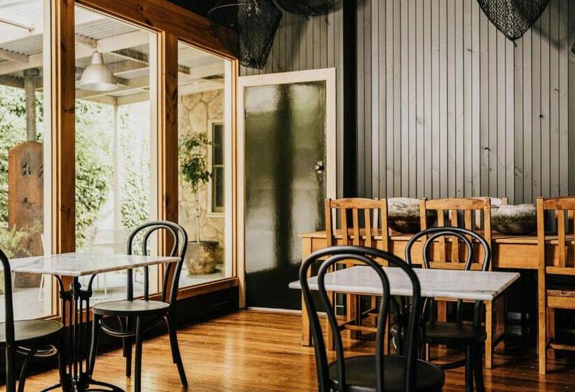 모텔 The Amalfi Minimalist Room 501