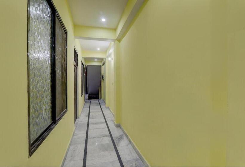 Oyo Prayag Hotel & Restaurent