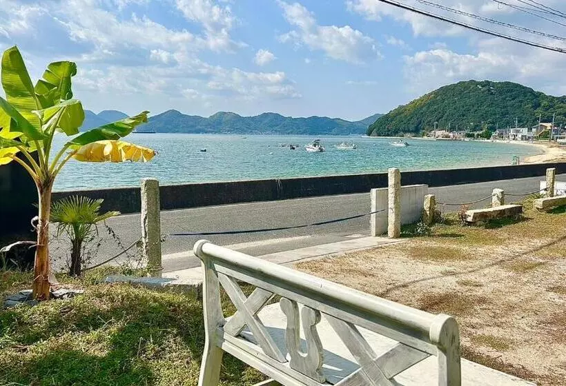 ペンション Beach Villa Tachibana
