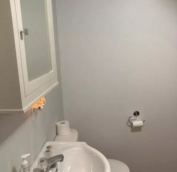 Majatalo Executive Guest Suite