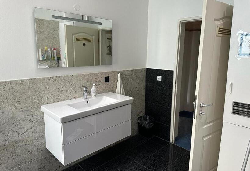 بنسيون Ezb Am Main