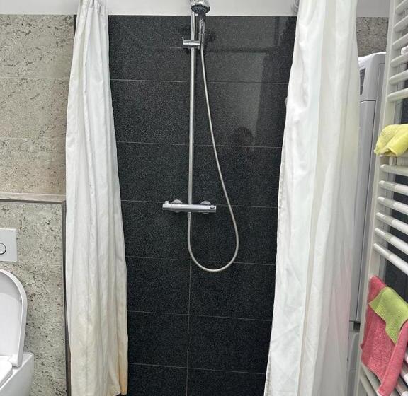 بنسيون Ezb Am Main