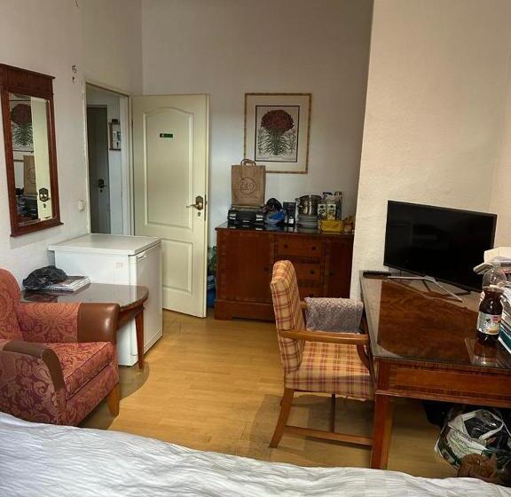 بنسيون Ezb Am Main