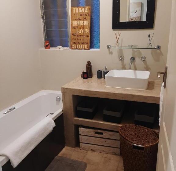 Пансион Leadwood Lodge