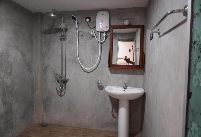 膳宿费 Nature World Safari Resort