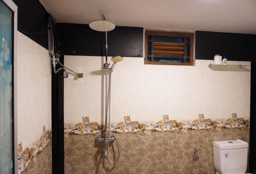 膳宿费 Nature World Safari Resort