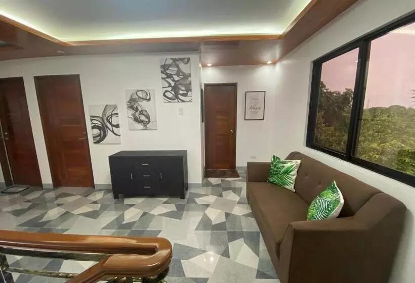 リゾートホテル Luxurious & Spacious Guesthouse